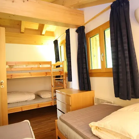 Lovely Chalet With Sauna In Heremence شاليه *